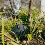 Fiskars grablje za lišće uske OneClick 1082704