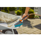 Gardena Cleansystem ručna četka M tvrda, čišćenje manjih površina